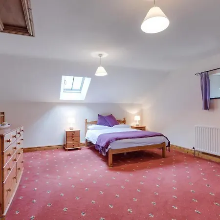 3 Bed In Sz083 Holiday home
